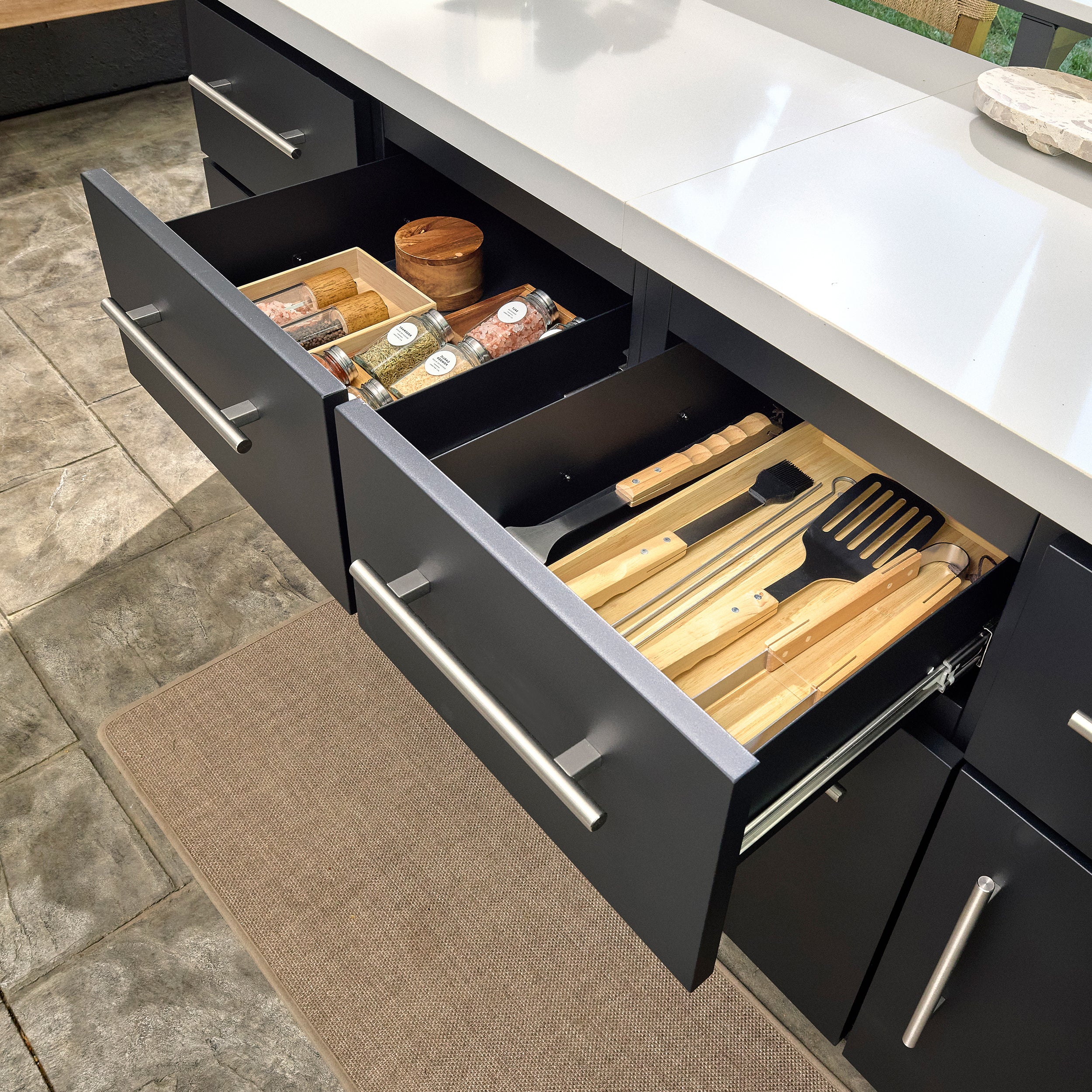 Emory Corner Outdoor Kitchen Island - Combo