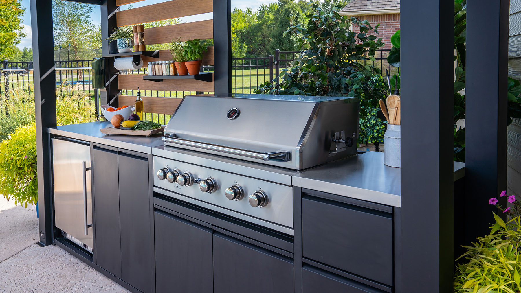 Outdoor Kitchen Grill