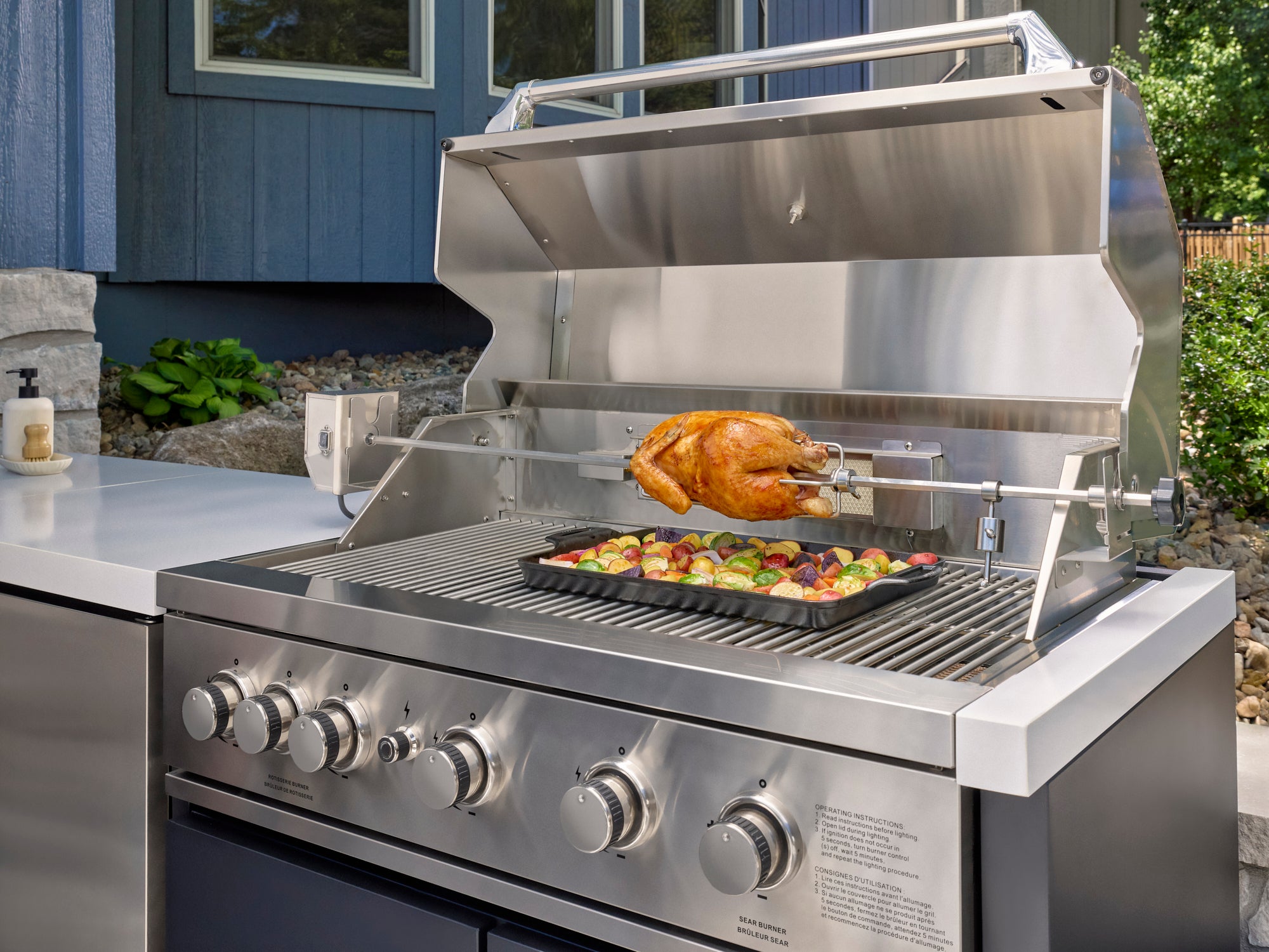 Emory Corner Outdoor Kitchen Island – Combo