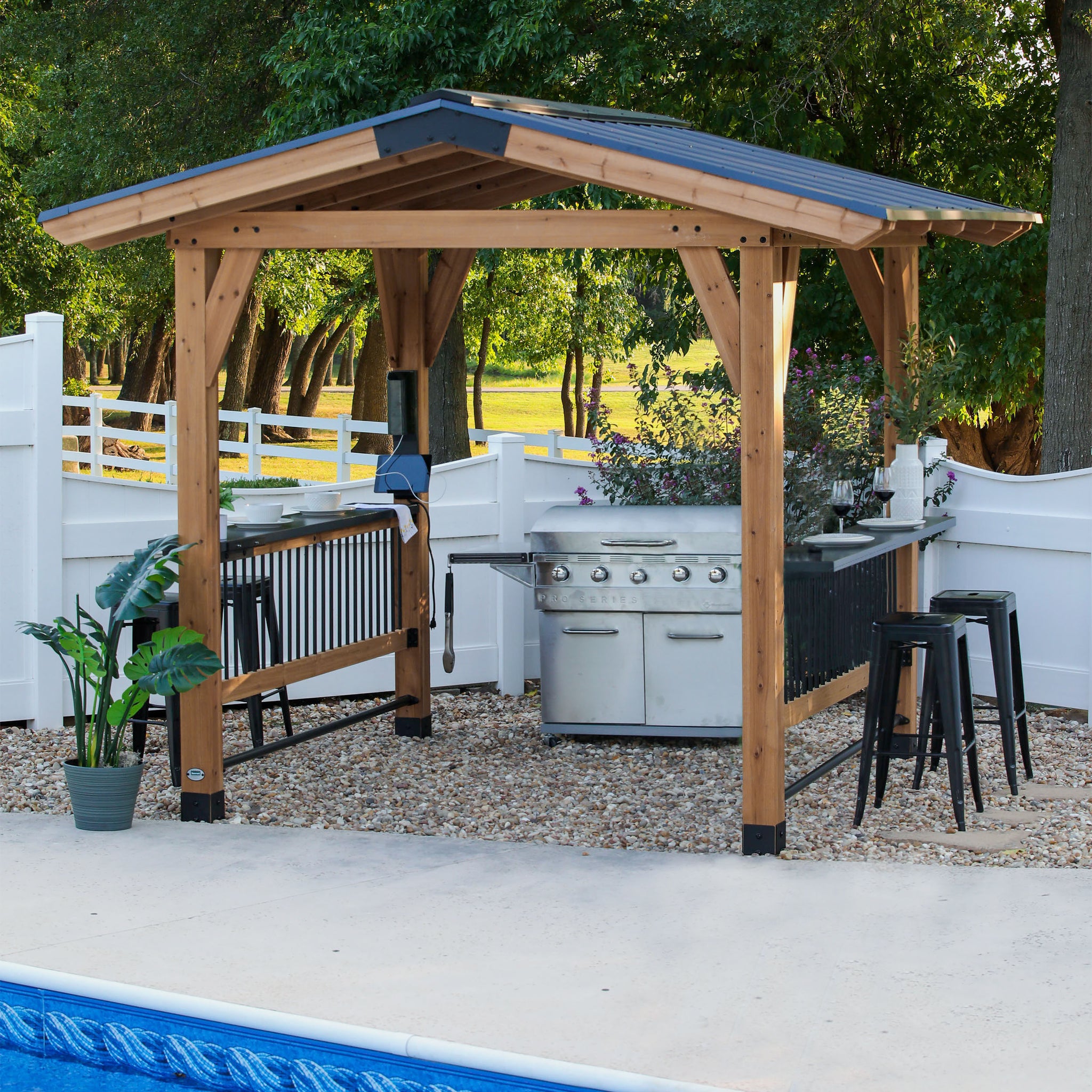Bbq Shack Diy Outdoor Kitchen With Pergola Pergola Ideas Bbq