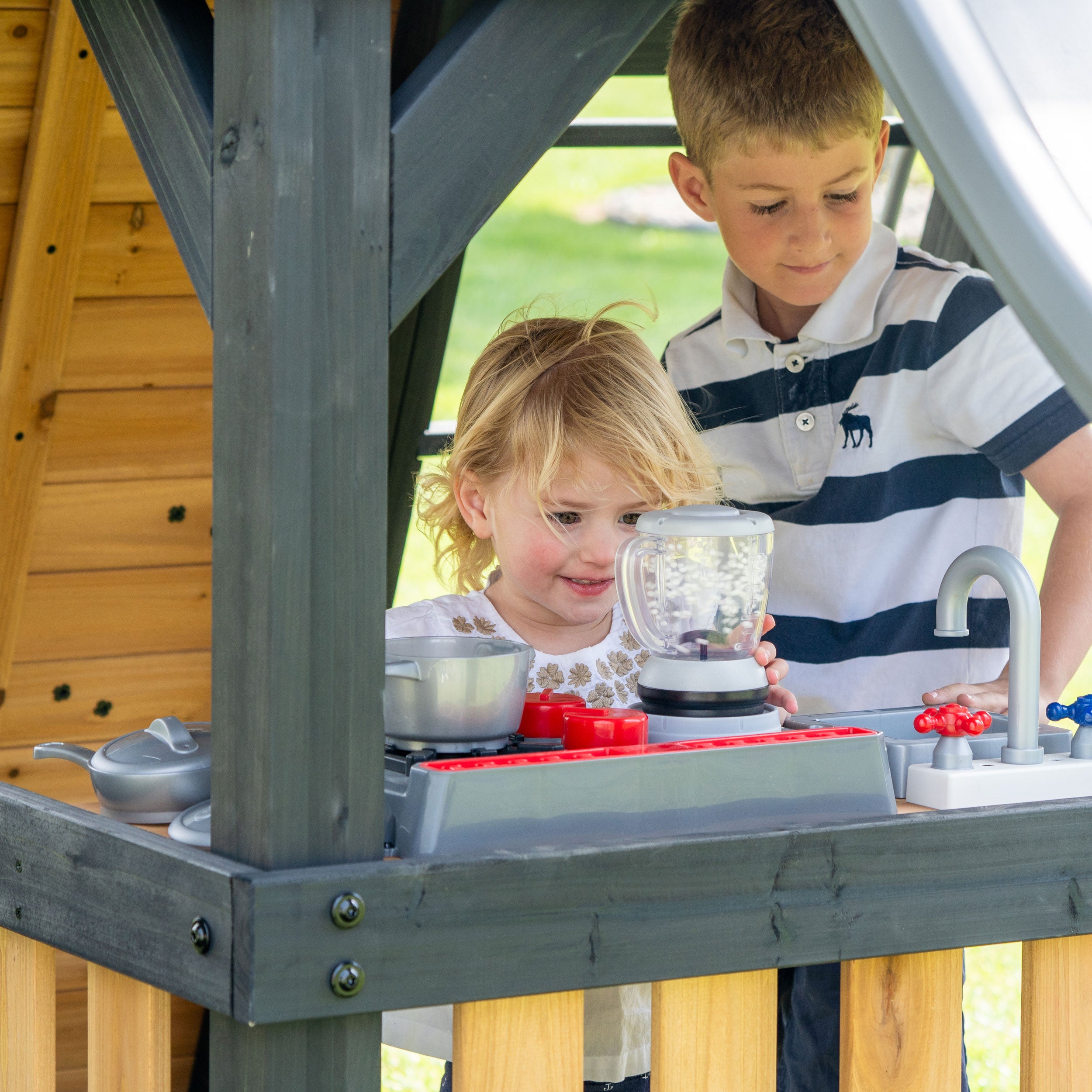 Rosewood Falls Swing Set