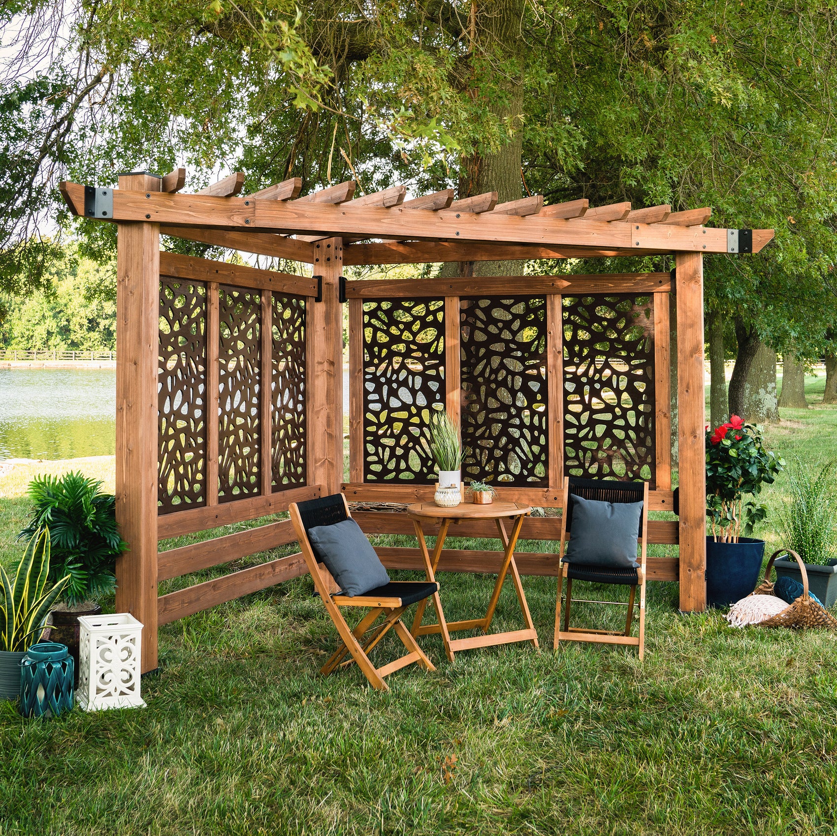Verona Corner Pergola