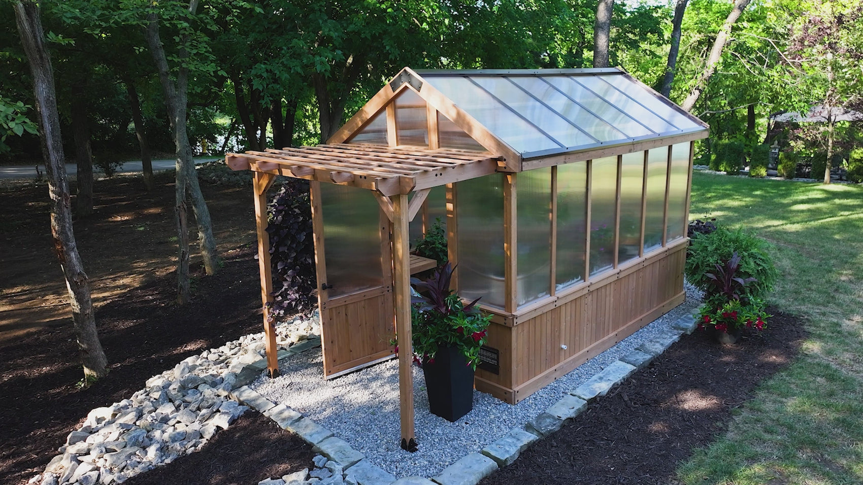 Bellerose cedar greenhouse walk through video highlighting the features.