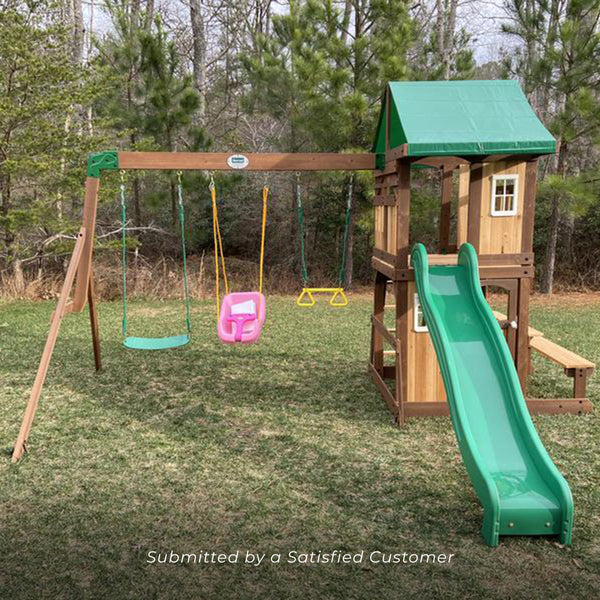 Lakewood Swing Set Backyard Discovery